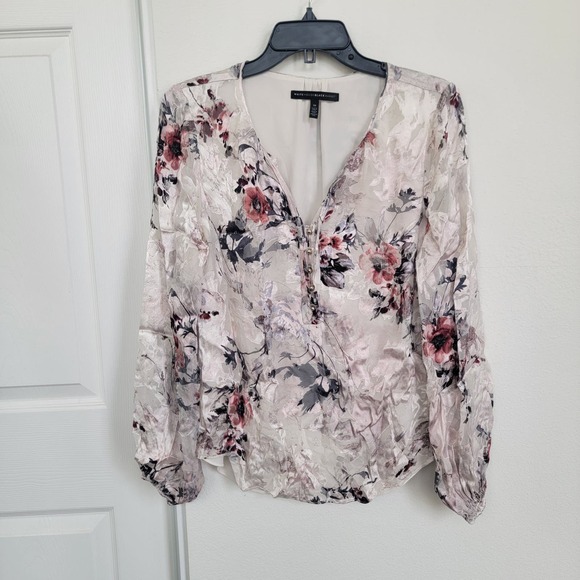 White House Black Market Tops - White House Black Market Floral Long Sleeve Top Size 10